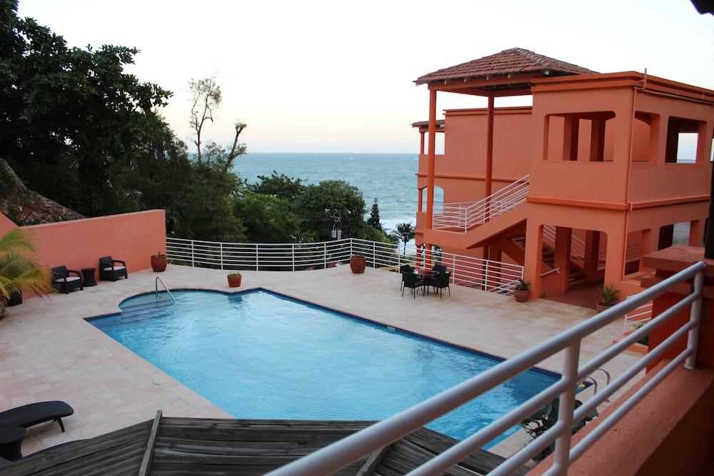 Rival Hotel Cap-Haïtien Eksteriør bilde