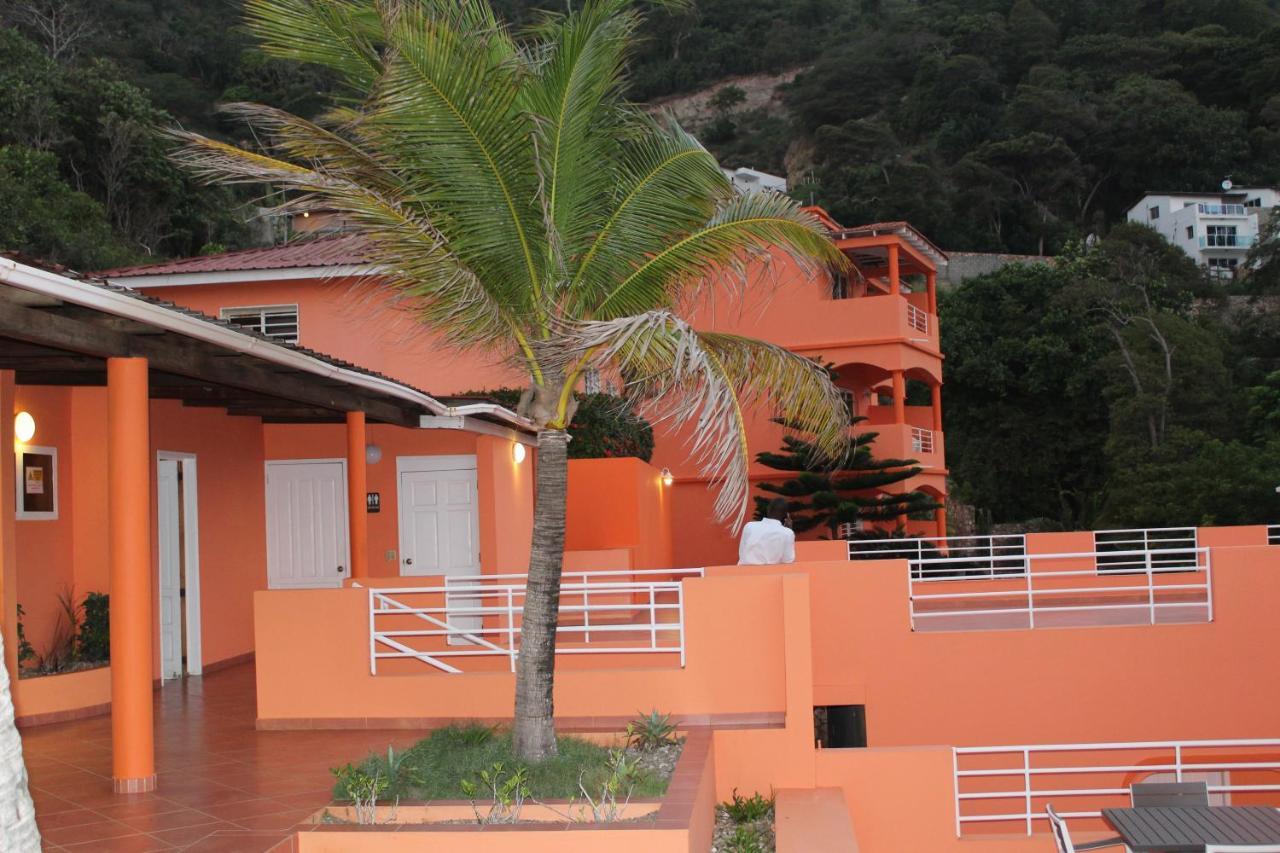 Rival Hotel Cap-Haïtien Eksteriør bilde